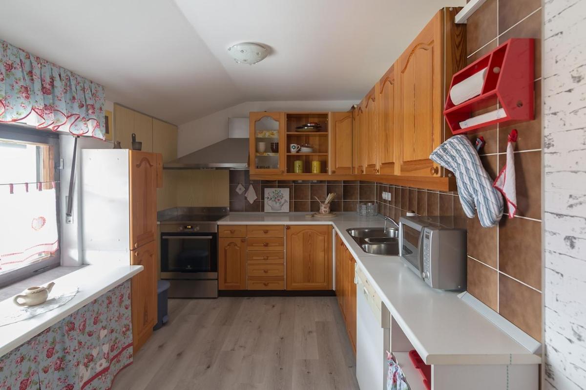 Family Apartment Nakiteya Любляна Екстер'єр фото